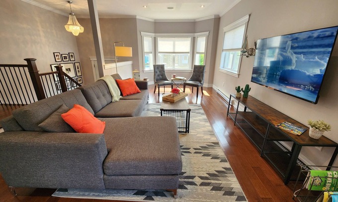 Halifax House | Charming Halifax Haven