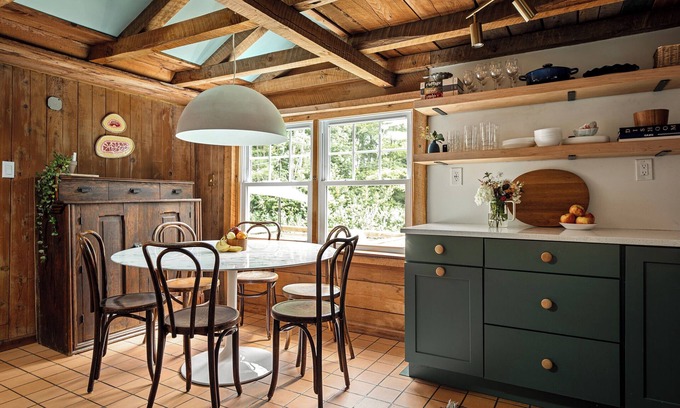 Maple City Cottage | Charming Hillside 3BR Cottage on 6 acres in Leelanau County