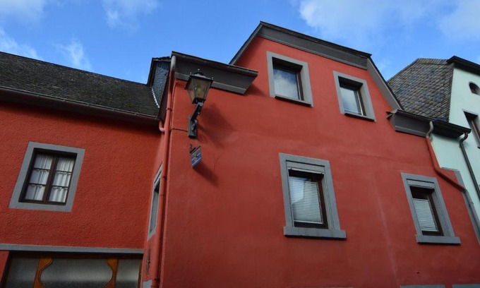 Neumagen-Dhron House | Cozy Holiday Home in Neumagen Dhron for Families