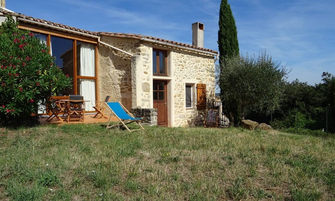 Esperaza House | Ideal Holiday Home with Garden and Pool in Southern France