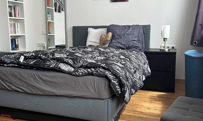 Sesslach Apartment | Charming holiday nest near Seßlach’s city wall in a lively family home