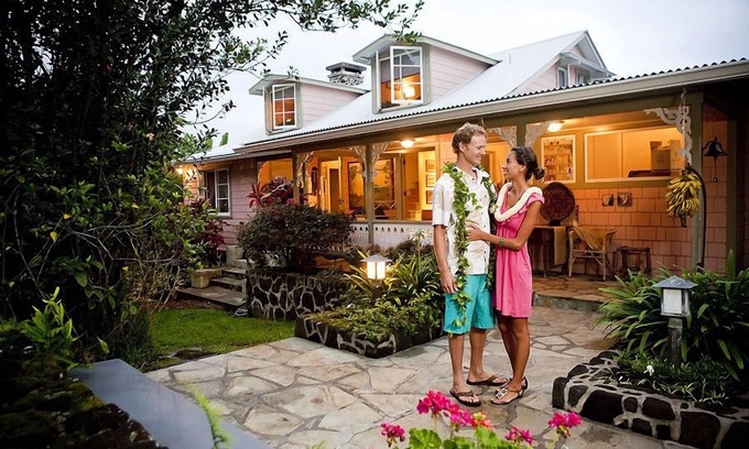 Holualoa House | Idyllic Holualoa Ranching-Era Estate with Ocean Views