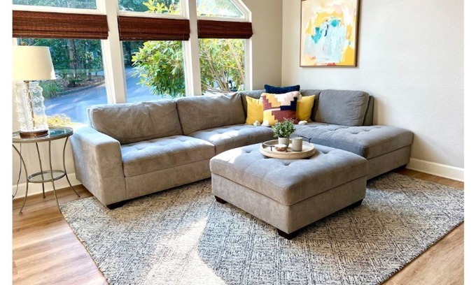 Kirkland House | Relaxing Retreat Near Downtown Kirkland with Spa & Kitchen