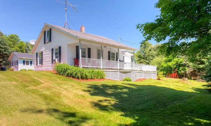 Otego House | Family-Friendly Home Near All Star Baseball Camp