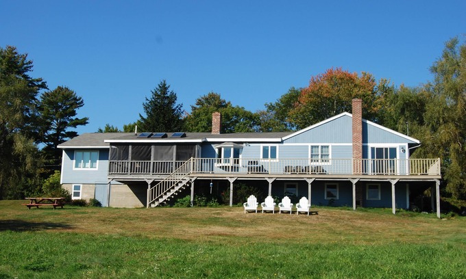 Woolwich House | Beautiful Home with Pool on Montsweag Bay - Rated 10/10