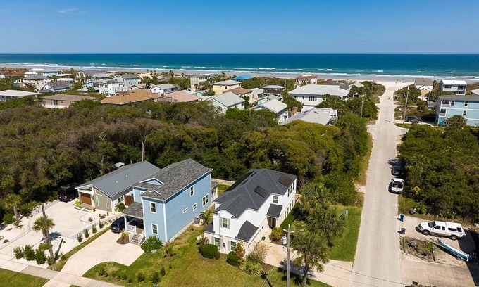 Butler Beach House | Cozy Beachside Retreat with Enclosed Yard & Pet-Friendly Perks