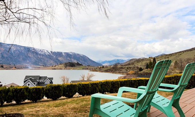 Manson House | Scenic Home with Deck & Lake Views - Rated 9.2/10!