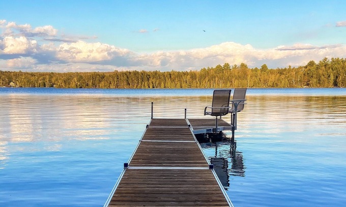 Greenville House | Ideal Lakefront Retreat: Pet-Friendly & Steps from Town