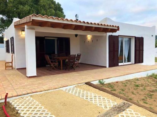 San Ambrosio House | Discover House Montecote: Family-Friendly & Pet Welcoming