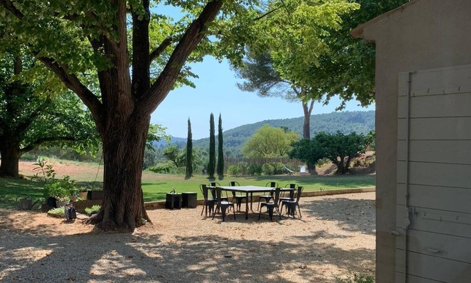 Beaurecueil House | Inviting Retreat at the Foot of Sainte Victoire with Pool