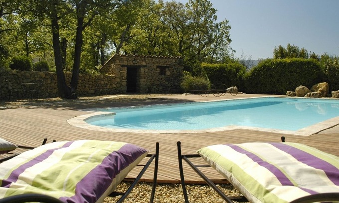 Caseneuve House | Tranquil Country House with Heated Pool in Caseneuve Provence