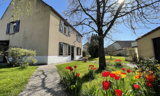 Athis House | Idyllic Country Retreat in a Serene Village Setting