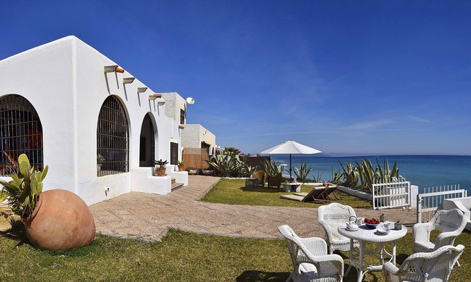 Mojacar Villa | Family-Friendly Coastal Getaway with Oceanfront Amenities