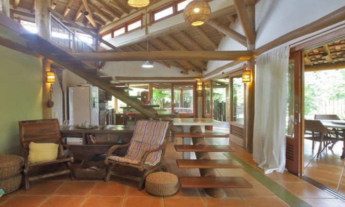Itamambuca House | Exclusive Retreat with Pool, Steps from the Beach
