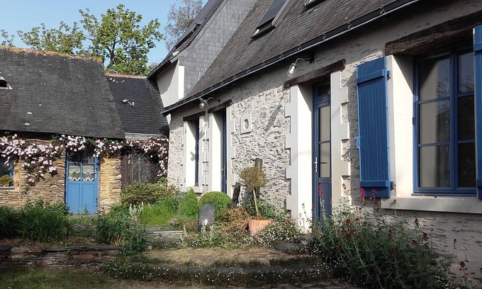 Les Hauts de Saint-Aubin House | Cozy Retreat with Pool & Ocean View - Perfect for Families