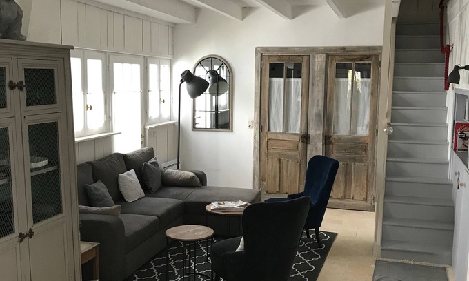 Les Portes-en-Re House | Serene House with Ocean View in Les Portes en Ré