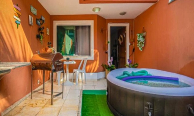 Freguesia House | Relaxing Getaway at Gabinal Hill with Spa and Hot Tub