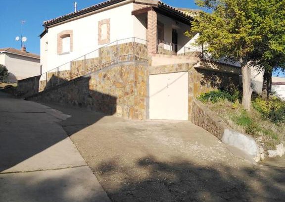 Geria House | Inviting House in Geria with Terrace & Family-Friendly Amenities