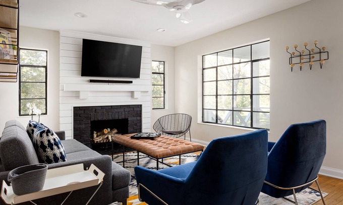 Buechel House | Elegant Home in Coveted Louisville Neighborhood - 10/10 Rated