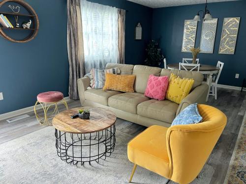 Sevierville House | Pet-Friendly Retreat Near Douglas Lake with Top Guest Rating