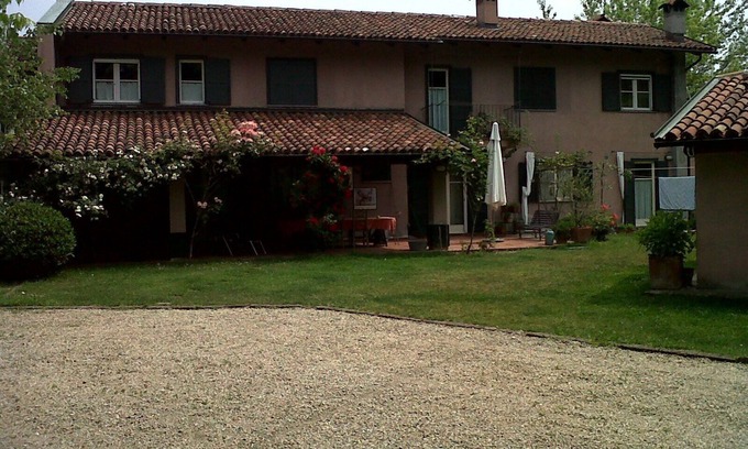 Sciolze House | Idyllic Countryside Retreat 20 km from Turin, Rated 9.8
