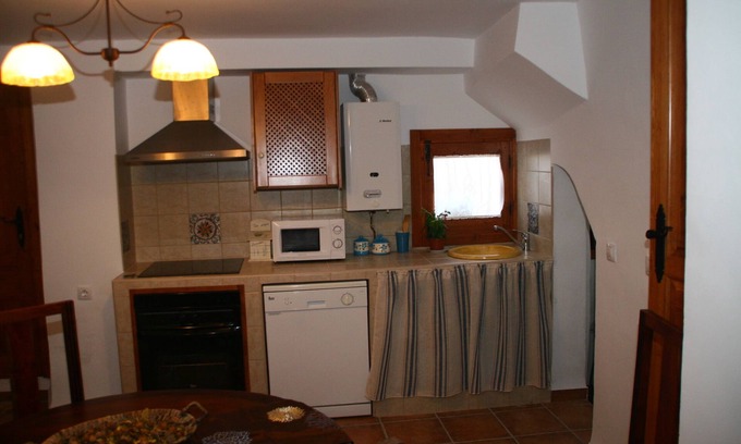 Cehegin House | Historic House in Cehegin's Old Town with Family Amenities