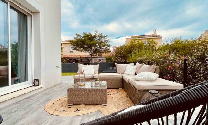 Cavaillon House | Charming house in the heart of the Luberon - Nearby tourist attractions