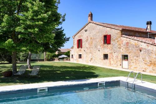 Trequanda House | Relaxing One-Bedroom Retreat with Pool and Garden in Trequanda