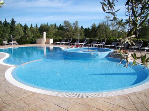 Chiesiola House | Relaxing 2-Bedroom House with Pool near Vieste Beach