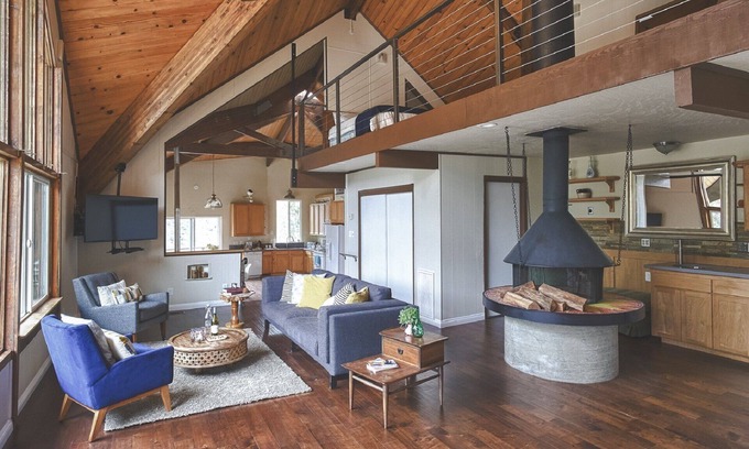 Kaweah House | Inviting House at Sequoia National Park with Family Amenities