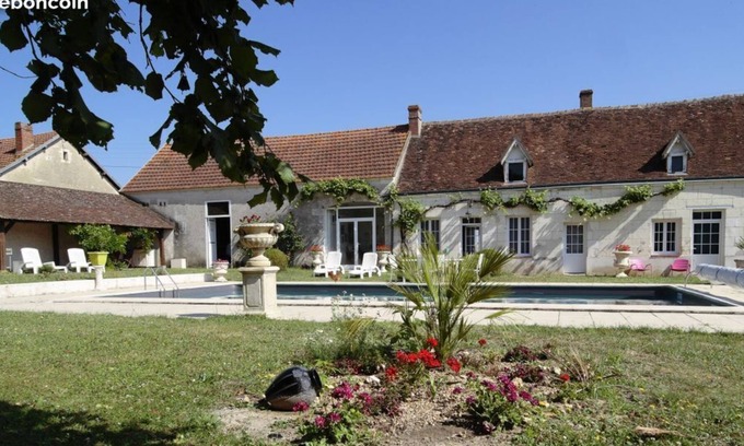 Blere House | Enchanting House with Ocean View near Chenonceaux