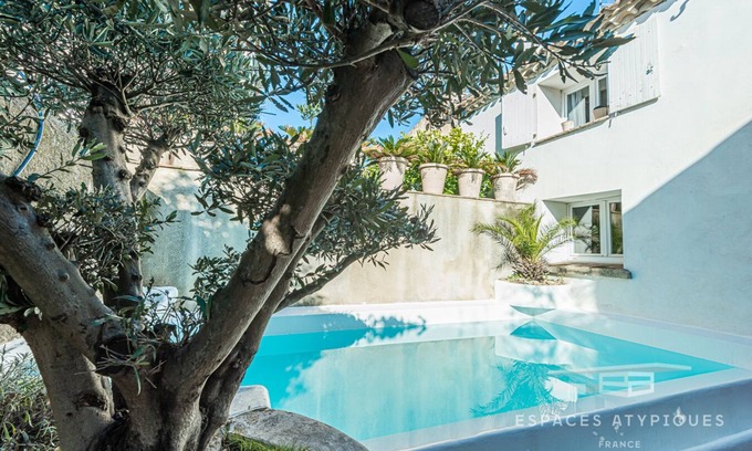 Poussan House | Elegant House with Ocean View and Private Pool near Sète