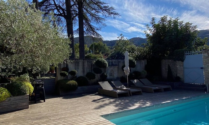 Oppede House | Idyllic House in Oppède with Pool & Ocean View