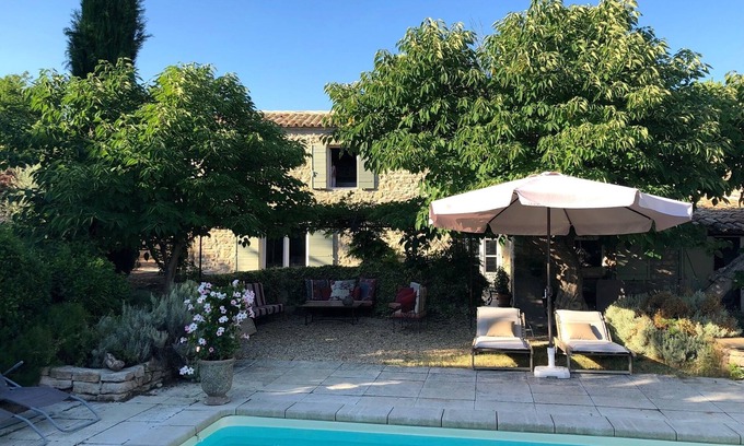 Viens House | Relaxing House with Pool and Terrace for 8 in Provence