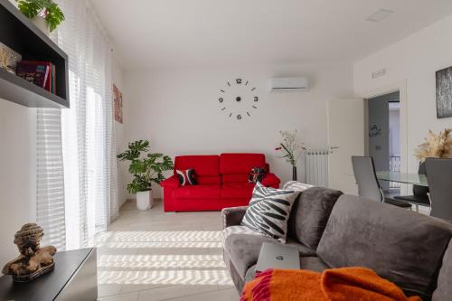 Casamarciano Apartment | Family-Friendly House Twin with Perfect Guest Rating 10/10
