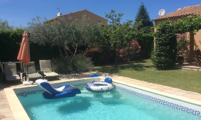 Boulbon House | Idyllic Retreat with Private Pool near St-Rémy-de-Provence