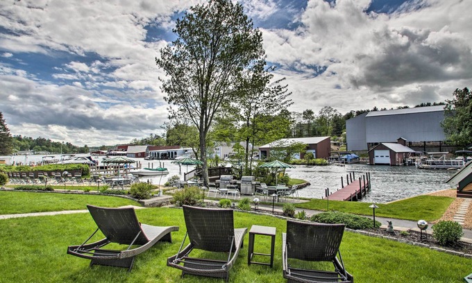 Laconia Cabin | Cozy Laconia Cottage: Steps from Weirs Beach & Lake Views