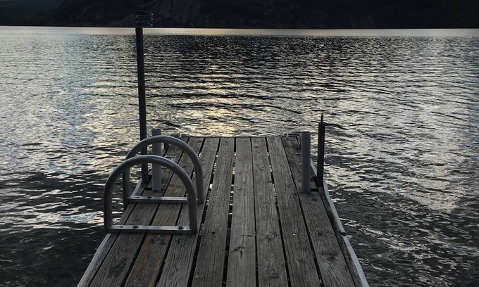 North Lake George Cabin | Lakefront Cottage Retreat - Guest Rated 9.8 on Lake George