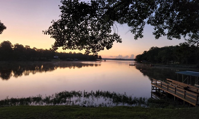 Ridgeway Cottage | Charming Lakefront Cottage, with wrap-around deck, 270-degree views