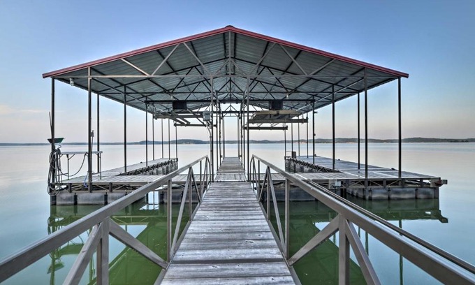 New Concord House | Idyllic Lakefront Retreat with Grill & Fire Pit – 9.5/10!