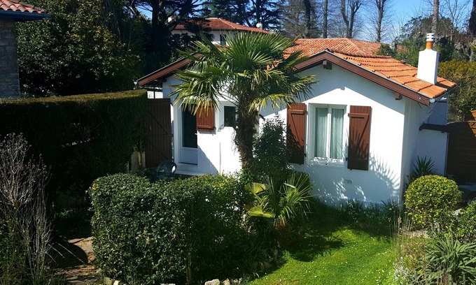 Anglet House | Cozy Furnished House in Anglet - Perfect for Families & Pets