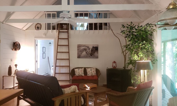 Keene Cottage | Enchanting Riverfront Getaway with Pet-Friendly Amenities