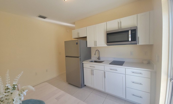 West Little River House | Charming Little River Duplex 1BR/1BA with Patio & Parking 15min to Beach