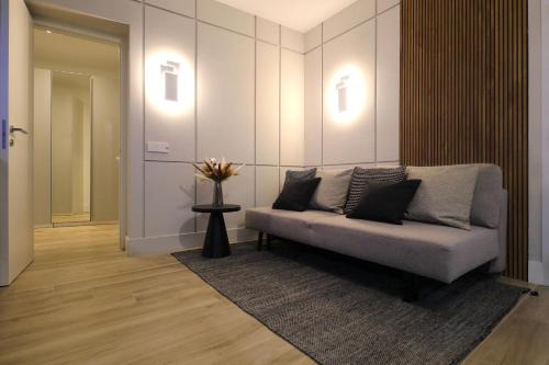 Olbia City Centre Apartment | Elegant Suite Garibaldi in Old Town with Family-Friendly Amenities