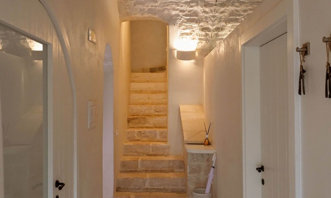 Mottola Other | Charming Masseria with SPA: Deluxe Room with XL Shower and Chromotherapy