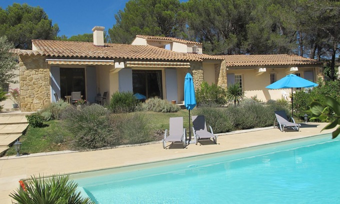 Lambesc House | Quaint Mazet Retreat with Pool near Aix en Provence