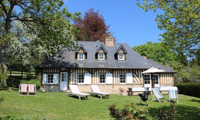 Saint-Hymer House | Beautiful Normandy Retreat Near Deauville with Pool & Spa