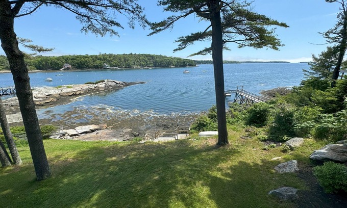 Bayville Cottage | Oceanfront Cottage with Bay Views Steps from the Beach