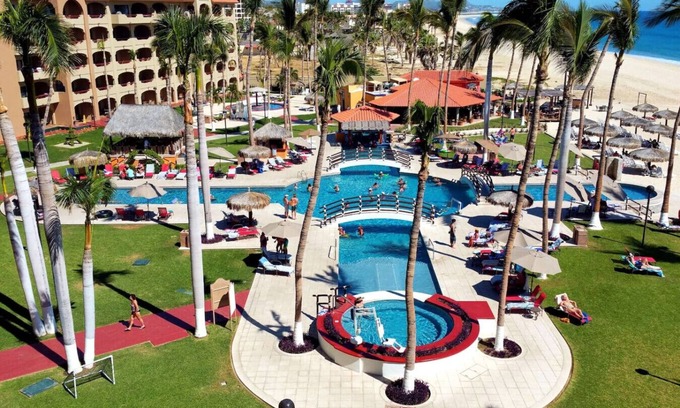 San Jose del Cabo Condo | Oceanfront Coral Baja Resort Condo with Spectacular Views