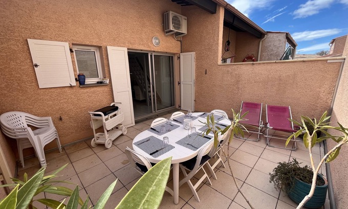 Cap d'Agde Cabin | Beachside Pavilion for 5-6 Guests with Breakfast Included